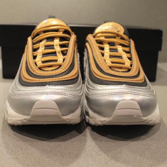 Nike Air Max 97 'Metallic Gold' - Picture 5 of 9